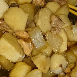 里芋と大根と鶏肉の煮物